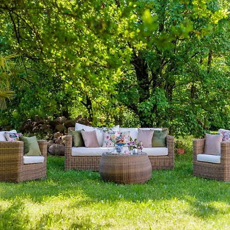 With Secret Garden Villa